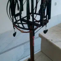 باسلام لوسترچوبی،کاملاکاردست هست، باطرحهای متفاوت.
