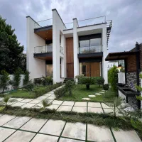 250متر دوبلکس روف دار با ویو جذاب کوه وجنگل