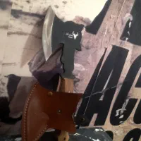 تبر+غلاف چرمی