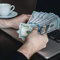بازاریاب پروژه‌های گرافیکی دلاری (همکاری درصدی)