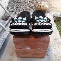 زندانبافت|کیف، کفش، کمربند|گنبد کاووس, |دیوار