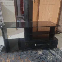 میز تلوزیون شیشه ای
