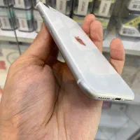 ایفون se2020 در حد فوق العاده نو|موبایل|کرج, گوهردشت|دیوار