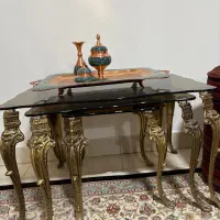 میز عسلی محکم و شیک پایه ها ی برنجی
