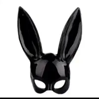 کاستوم و لباس زیر