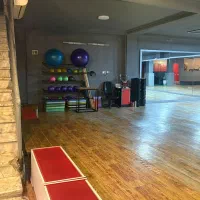 128متر تجاری فروش یا معاوضه با خودرو