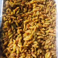 فروش انواع کشمش سبز و طلایی درجه یک ودو.|خوردنی و آشامیدنی|کاشان, یزدآباد|دیوار