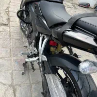 NS 200|موتورسیکلت|قلعه نو, |دیوار