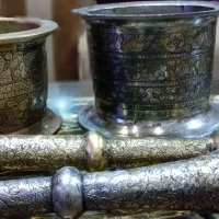 هونگ غرق درقلم دستی برنجی اصل وقدیمی|کلکسیون اشیاء عتیقه|شیراز, گلشن|دیوار