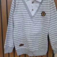 تعدادی لباس کودک نو