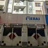 واحد 150 متری طبقه ی اول خام آماده ی تحویل