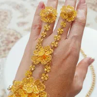 دستبند انگشتری تمیمه سنجاق النگو گردنبند زنجیر طلا