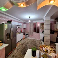 ۹۰ متری ۲ خواب ، تمیز ، شیک ، محدوده خیابان زواره