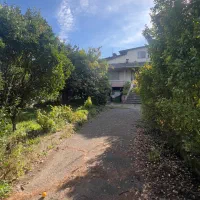 ۳۰۰متر بنا۱۳۰۰زمین خونه باغ