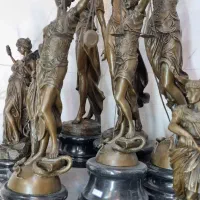 مجسمه برنزی ترازو