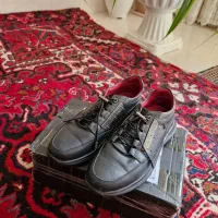 کتونی چرم و راحت