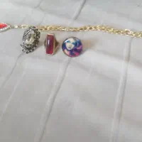 ۳تا انگشتر یک گردن بند