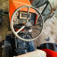 تراکتور ۲۸۵ مدل ۸۳ تک|خودرو سنگین|دوگنبدان, |دیوار