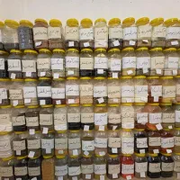 وسایل عطاری موجود است