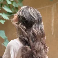 خدمات رنگ و لایت با تخفیف|خدمات آرایشگری و زیبایی|مشهد, امیریه|دیوار