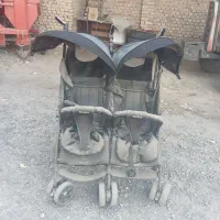 کالسکه دوقلو