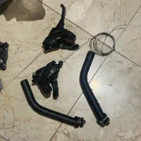 دو عدد دسته دنده و ترمز دوچرخه و شاخ گاوی