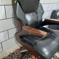 صندلی در حد نو فقط ۲ ماه استفاده شده|مبلمان اداری|اندیمشک, |دیوار