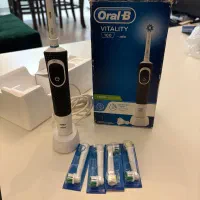 مسواک برقی ORAL-B مدل Vitality به همراه ۴ سری