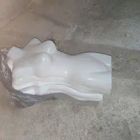 مانکن نیم تنه زنانه جنس پلاستیکی