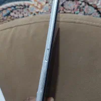 a 22 فایو جی ال سی دی و باطری تازه تعویض شده اصلی