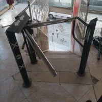 راه بند مخصوص فروشگاه زنجیره ای پوشاک وهایپر ها