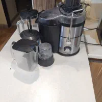 آبمیوه گیری ۴کاره مارک بوش بهمرا وسایل|آبمیوهگیر و آبمرکباتگیر|کرج, گلستان|دیوار