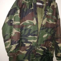 کاپشن  با پالتو