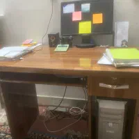 میز تحریر مطالعه و کامپیوتر