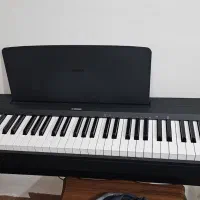 پیانو یاماها p145