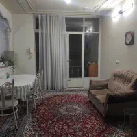 نیازمند همخونه خانم موجه