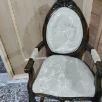 مبل و صندلی و لوازم