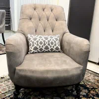 مبل ۸ نفره چستر به همراه میز عسلی، نهارخوری ۶ نفره|مبلمان خانگی و میز عسلی|پردیس, فاز ۳|دیوار