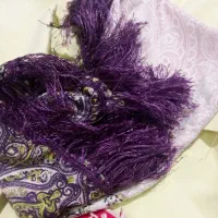 لباس و روسری نو|لباس|قم, نوبهار|دیوار