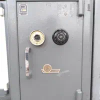 بازگشایی و خریدار انواع گاوصندوق کارکرده گاو صندوق|ابزارآلات|تهران, گلستان (شهرک راه آهن)|دیوار