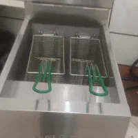 گریل ( سرخ کن صنعتی ) در حد نو|کافیشاپ و رستوران|زنجان, |دیوار