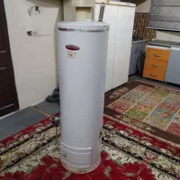 آب گرم کن ایستاده 90لیتری|آبگرمکن، پکیج، شوفاژ|اسلام‌شهر, شهرک واوان|دیوار