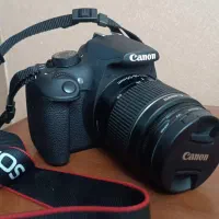 دوربین کنون 1200D با کیف و کارتون مشابه نو
