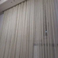 پرده سالم و بی عیب. جنس خوب. تور هستش تور عنکبوتی
