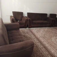 فروش یک دست مبل هفت نفره راحتی همراه میز و عسلی|مبلمان خانگی و میز عسلی|بانه, |دیوار