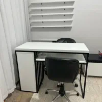 میز کاشت ناخن به همراه دو عدد صندلی