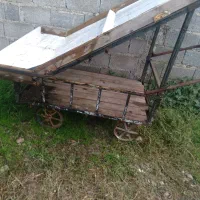 گاری چهارچرخ