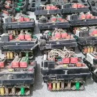 قطعات استوک برقی|قطعات یدکی و لوازم جانبی|قم, سعادتی|دیوار