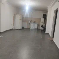 یک واحد همکف مستقل فروش فوری