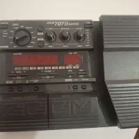 زوم گیتار 707